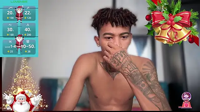 Snapshot of sexy_blacks_ chatting on December 2, 2025, 12:10 pm sexy blacks online show from December 2, 2025, 12:10 pm