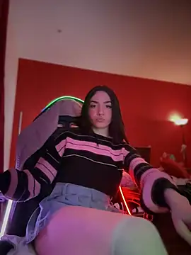 Snapshot of ShannonShanny chatting on February 9, 2025, 5:43 pm ShannonShanny online show from February 9, 2025, 5:43 pm