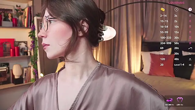 Snapshot of askaudrey_ chatting on February 7, 2025, 1:53 pm askaudrey online show from February 7, 2025, 1:53 pm