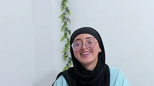 aysel elid online show from December 2, 2024, 9:17 pm