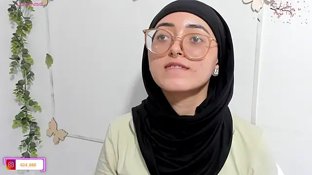 aysel elid online show from April 22, 2026, 11:50 pm