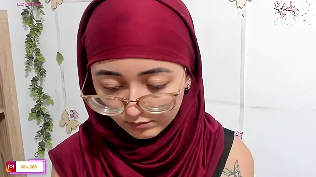 aysel elid online show from August 4, 2026, 7:05 pm