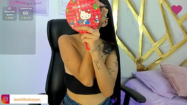 ChloeHarper  online show from October 18, 2025, 2:51 pm