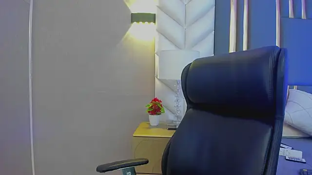 Snapshot of ChloeHarper_ chatting on July 17, 2026, 11:50 am ChloeHarper online show from July 17, 2026, 11:50 am