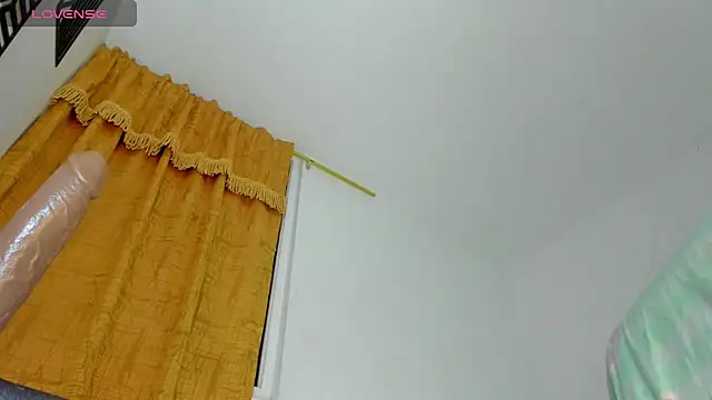 Snapshot of Bigdickgirls_02 chatting on December 30, 2024, 6:09 am Bigdickgirls 02 online show from December 30, 2024, 6:09 am