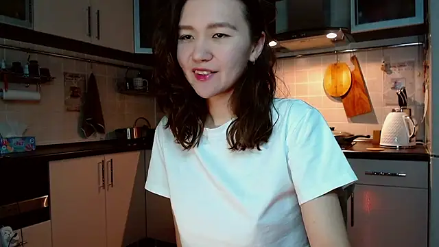 Snapshot of Kelly_Yon chatting on March 12, 2025, 9:03 pm Kelly Yon online show from March 12, 2025, 9:03 pm