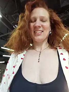 Exhibitionsplit online show from May 24, 2026, 3:06 pm