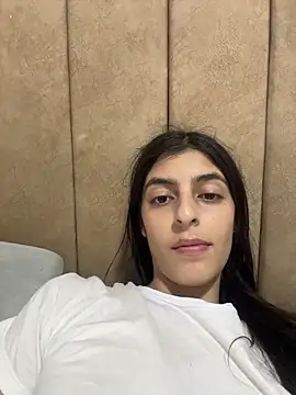 cristel 17 online show from February 8, 2026, 4:16 am