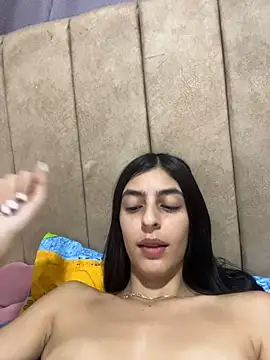 cristel 17 online show from February 18, 2026, 1:23 am