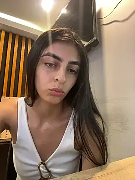 Snapshot of cristel_17 chatting on June 7, 2026, 9:40 pm cristel 17 online show from June 7, 2026, 9:40 pm