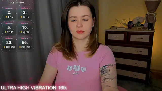 cutie mili online show from March 19, 2026, 9:57 am