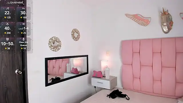 VeronikaOlsen online show from February 7, 2025, 12:50 pm