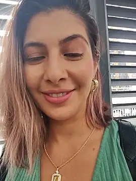 Snapshot of scarlett_moore chatting on October 25, 2025, 2:46 pm scarlett moore online show from October 25, 2025, 2:46 pm