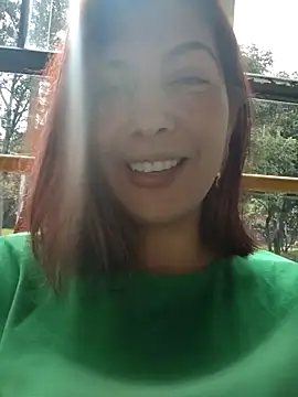 Snapshot of scarlett_moore chatting on November 5, 2025, 2:17 pm scarlett moore online show from November 5, 2025, 2:17 pm