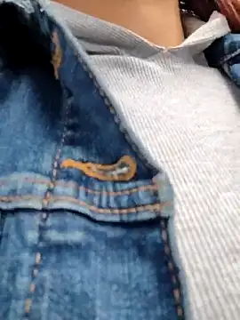 scarlett moore online show from November 27, 2025, 4:31 pm