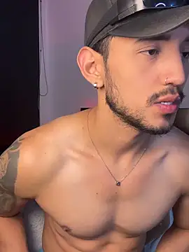 AxelKing1326 online show from February 20, 2026, 11:38 pm