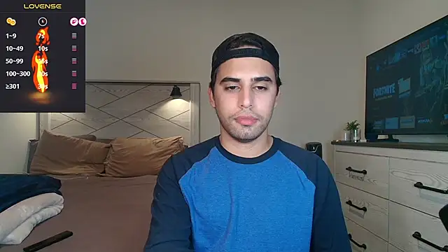 Snapshot of thonylewys chatting on October 22, 2025, 12:00 am thonylewys online show from October 22, 2025, 12:00 am