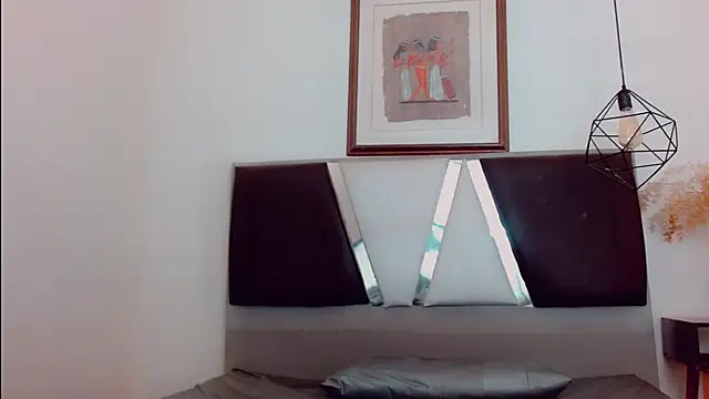 hilary rodriguez online show from March 15, 2025, 7:05 pm