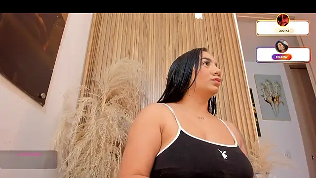 Snapshot of sofhiaa_adaams chatting on February 15, 2026, 5:09 pm sofhiaa adaams online show from February 15, 2026, 5:09 pm