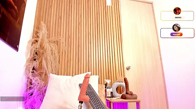 Snapshot of sofhiaa_adaams chatting on March 1, 2026, 4:42 pm sofhiaa adaams online show from March 1, 2026, 4:42 pm