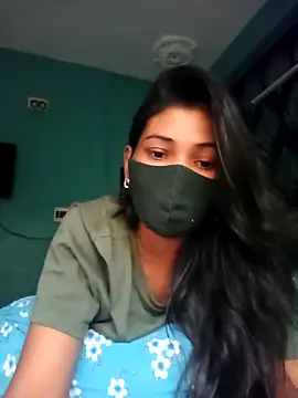 Snapshot of Triha_18 chatting on September 22, 2025, 10:06 am Triha 18 online show from September 22, 2025, 10:06 am