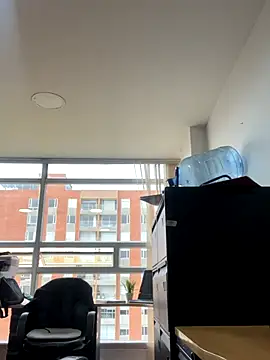 Juana19 online show from November 11, 2025, 1:55 pm