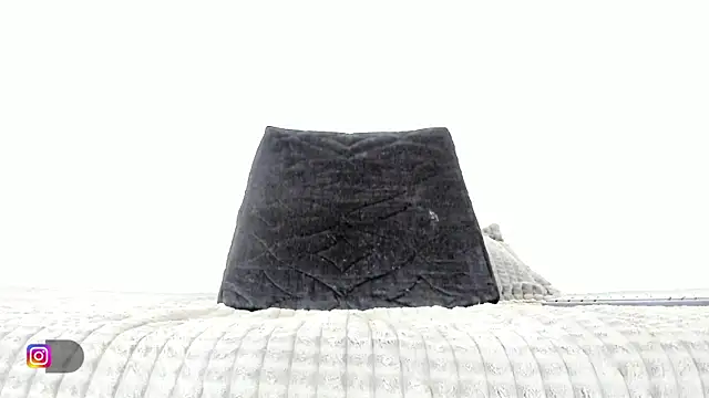 Snapshot of mariana_preciado chatting on March 1, 2025, 1:43 am mariana preciado online show from March 1, 2025, 1:43 am