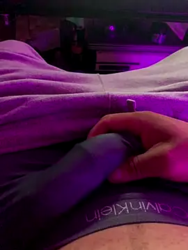 Snapshot of Ghotsniper666 chatting on October 20, 2025, 4:13 am Ghotsniper666 online show from October 20, 2025, 4:13 am