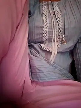 Mangla Bhabhi online show from March 21, 2025, 1:34 am