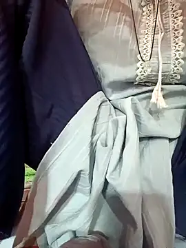 Mangla Bhabhi online show from September 26, 2025, 2:04 am