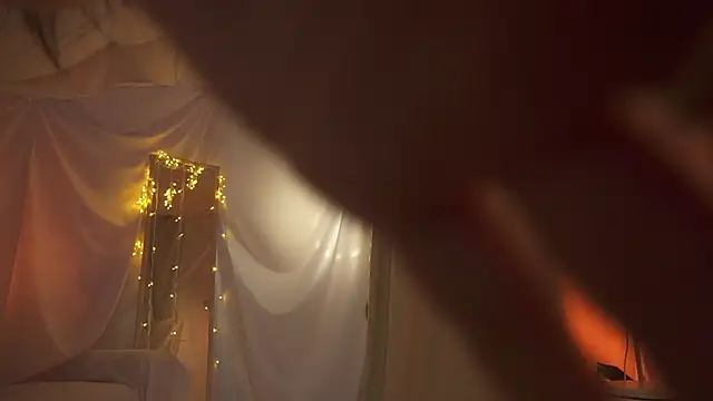 Snapshot of arizonasunrise chatting on January 15, 2025, 1:45 am arizonasunrise online show from January 15, 2025, 1:45 am