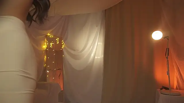 Snapshot of arizonasunrise chatting on March 13, 2025, 7:28 pm arizonasunrise online show from March 13, 2025, 7:28 pm