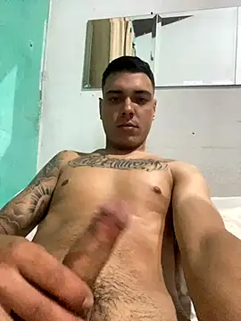 guiii012 online show from November 27, 2025, 3:52 am