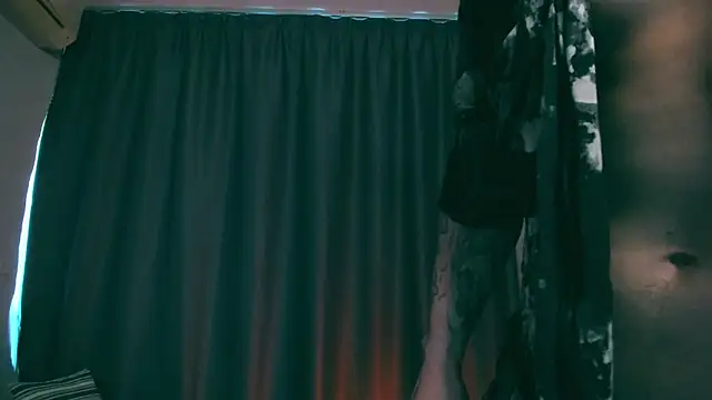 Snapshot of Samuel_Andrew chatting on February 3, 2025, 1:41 am Samuel Andrew online show from February 3, 2025, 1:41 am