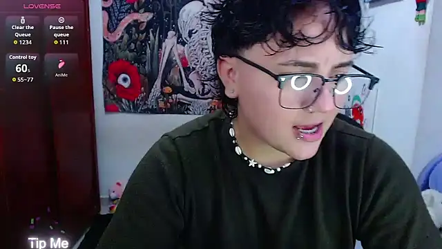 isabeautyx19 online show from May 22, 2026, 9:53 pm