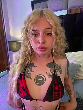 Snapshot of Bonnie_vega chatting on January 6, 2025, 7:24 pm Bonnie vega online show from January 6, 2025, 7:24 pm