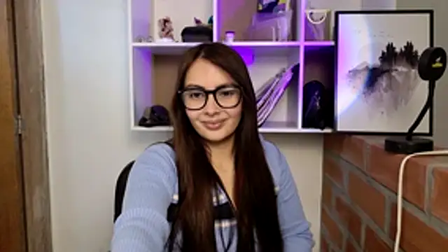 lalawhitte online show from June 20, 2026, 6:54 pm