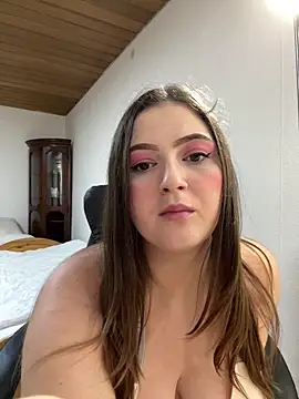 Kamilla Loop online show from May 21, 2026, 11:34 pm