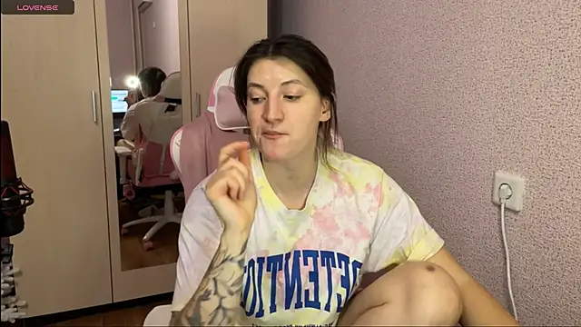 Katrin  kiss online show from January 29, 2025, 5:13 pm