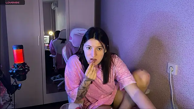 Katrin  kiss online show from January 30, 2025, 2:25 pm