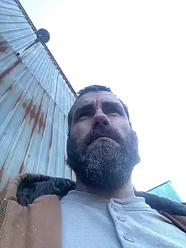 Snapshot of bigJohnson223 chatting on January 2, 2025, 9:18 pm bigJohnson223 online show from January 2, 2025, 9:18 pm