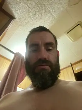 Snapshot of bigJohnson223 chatting on January 6, 2025, 7:20 am bigJohnson223 online show from January 6, 2025, 7:20 am