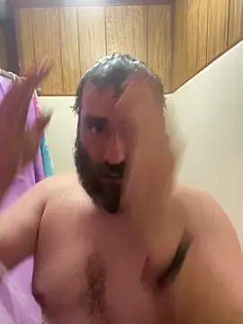 Snapshot of bigJohnson223 chatting on February 11, 2025, 5:16 am bigJohnson223 online show from February 11, 2025, 5:16 am