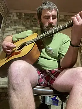 Snapshot of bigJohnson223 chatting on March 9, 2025, 5:44 am bigJohnson223 online show from March 9, 2025, 5:44 am