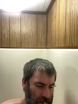 Snapshot of bigJohnson223 chatting on March 18, 2025, 4:04 am bigJohnson223 online show from March 18, 2025, 4:04 am