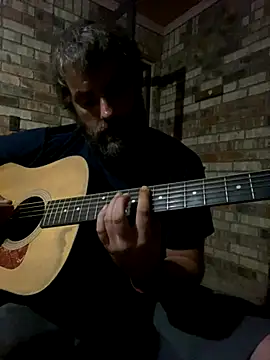 Snapshot of bigJohnson223 chatting on September 29, 2025, 4:39 am bigJohnson223 online show from September 29, 2025, 4:39 am