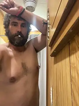 Snapshot of bigJohnson223 chatting on October 27, 2025, 7:34 am bigJohnson223 online show from October 27, 2025, 7:34 am