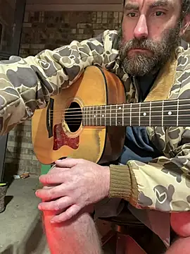 Snapshot of bigJohnson223 chatting on February 24, 2026, 3:37 am bigJohnson223 online show from February 24, 2026, 3:37 am