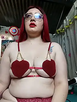 Snapshot of NinaGauther chatting on October 6, 2025, 4:48 pm NinaGauther online show from October 6, 2025, 4:48 pm