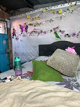 NinaGauther online show from February 11, 2026, 2:11 pm